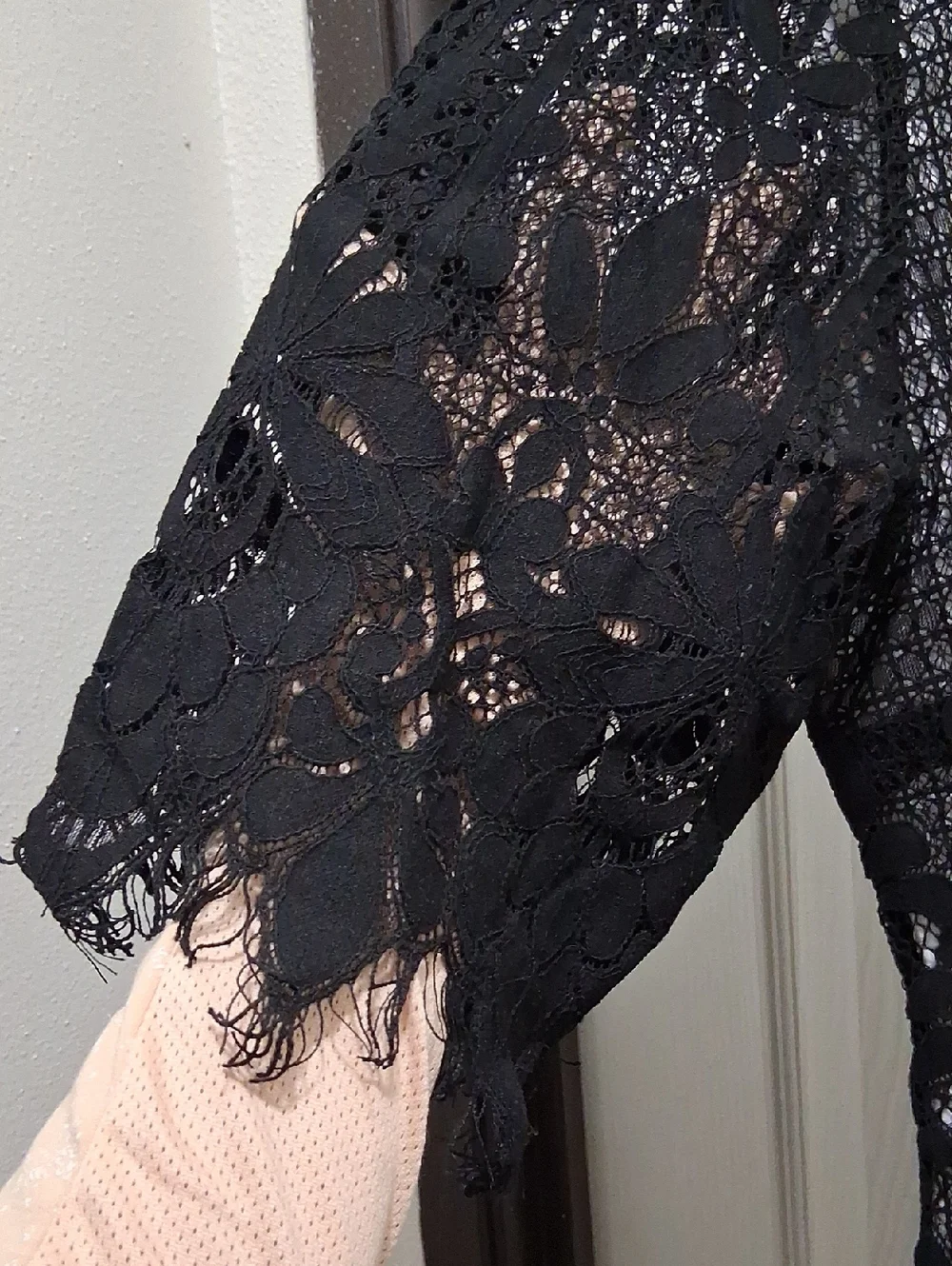 Chicwe Black Lace Top - Picture 5 of 7